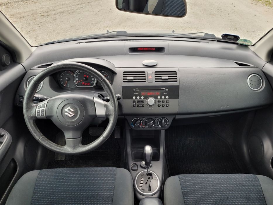 Suzuki Swift 2009r.  1.5 Benz Automat, Webasto