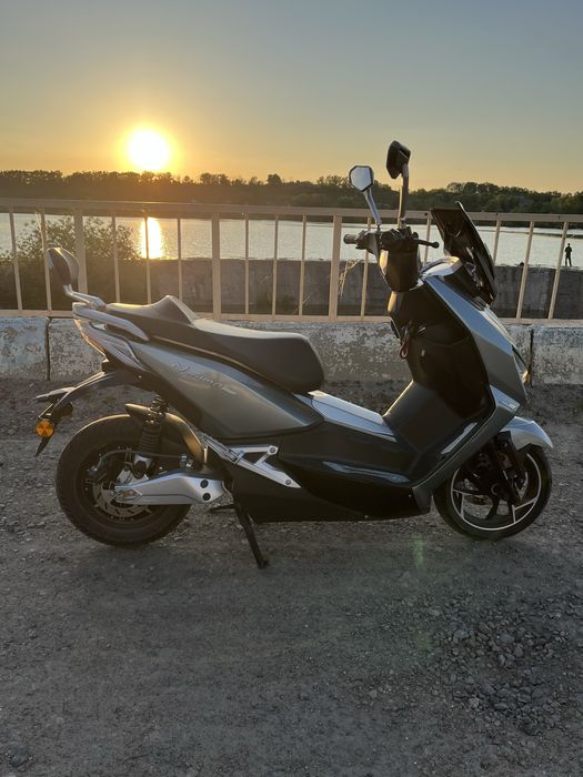 Електроскутер AIMA Tiger X6