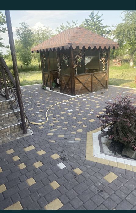 Укладання бруківки монтаж бруківки