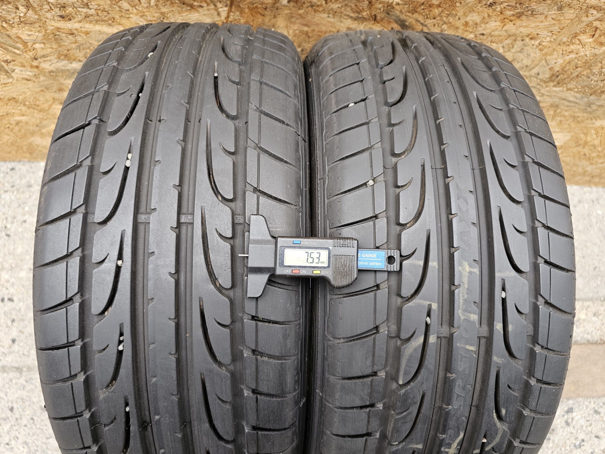 Idealne!!  7,5mm. 215/45 r16 Dunlop Sport Maxx. 3617
