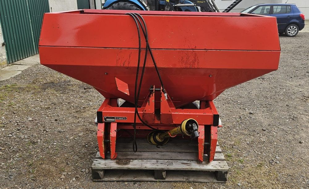 Rozsiewacz nawozów KUHN MDS 921 (Amazone, Rauch)
