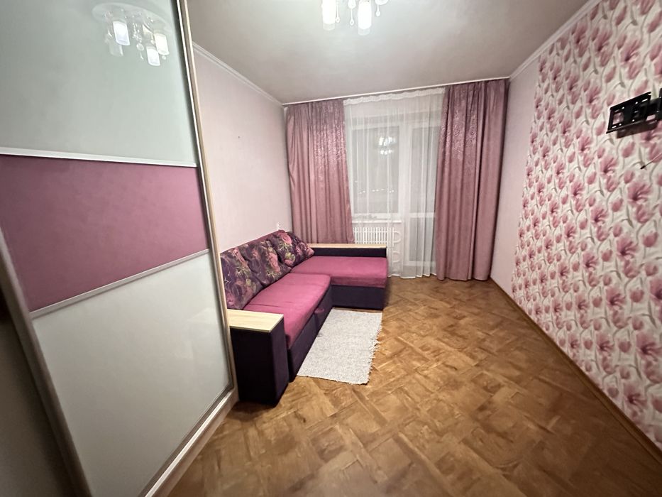 Сдам свою 3х комнатную квартиру метро Спортивная