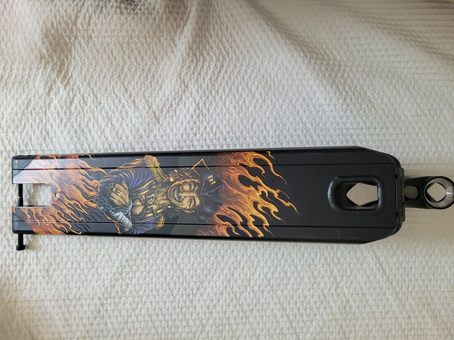 Blunt AOS V5 5.1" Deck podest do hulajnogi wyczynowej | Didine Terchag