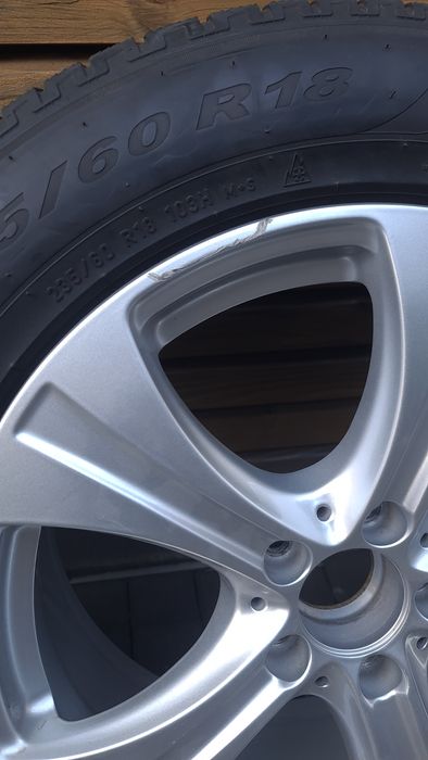 Титани з зимовою резиною 5x112 r18 8j Et38 Pirelli 235 60r18