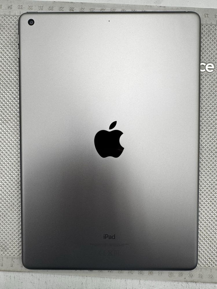 Apple Ipad 9 gen 2021 64 gb 10.2 Wi-Fi