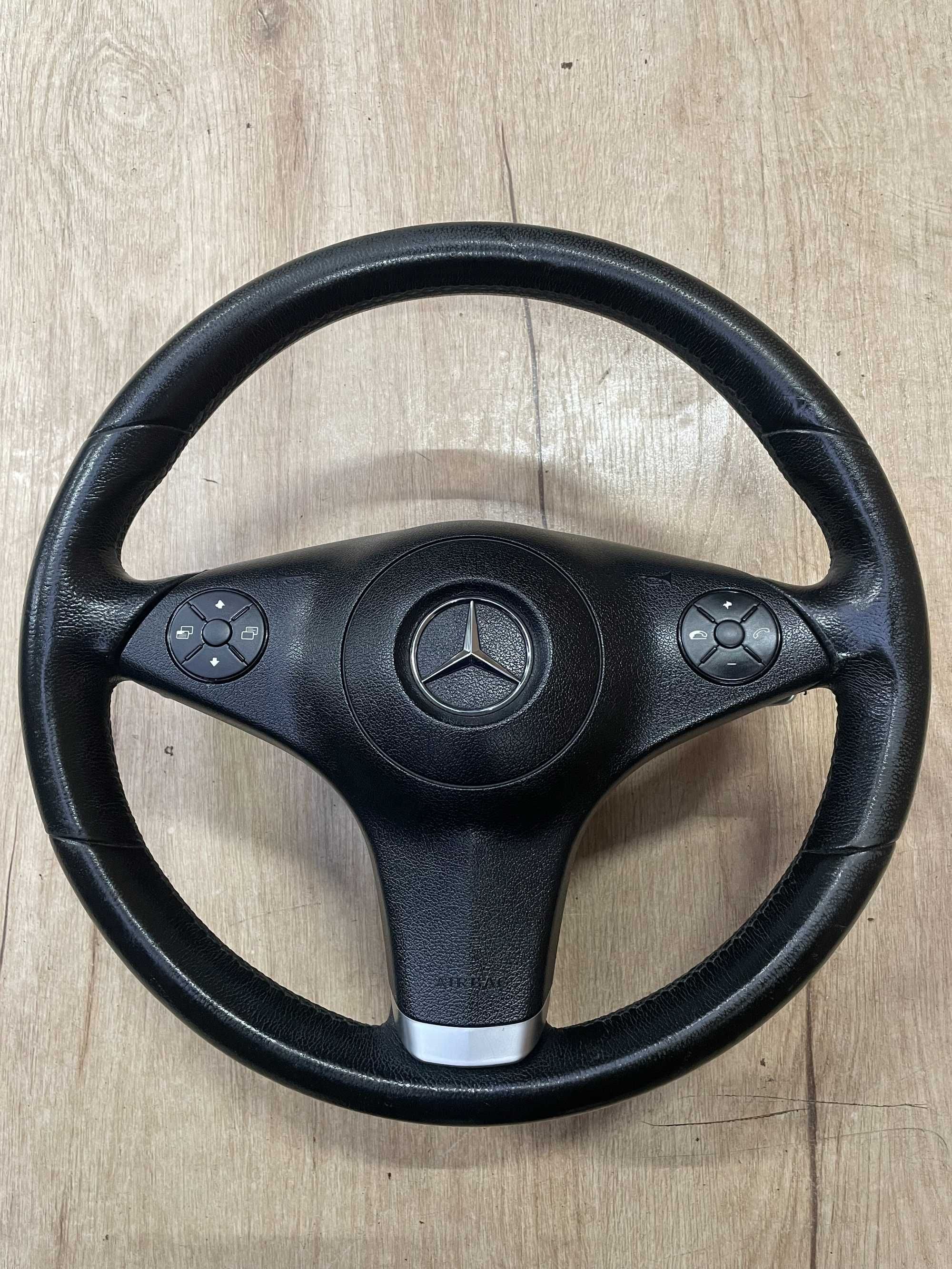 Kierownica Mercedes CLC W203