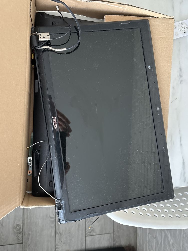 Laptop MSI na czesci
