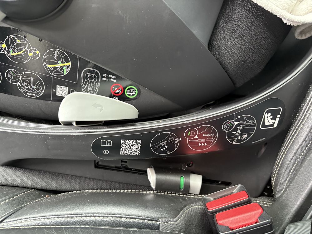Cybex® 360 stopni Cloud T i-Size Plus + isofix