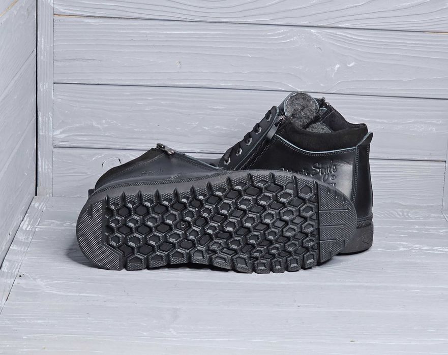 Кожаные зимние мужские черные прошитые ботинки на меху Шнурок 2 змейки