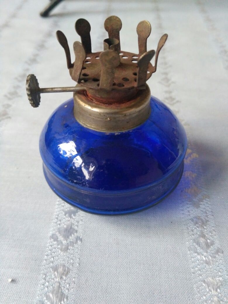 Mini lampka naftowa