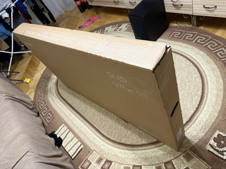 Телевізор Samsung QLED 43Q7F, 50Q7F, 55Q7F, 65Q7F, 75Q7F, 85Q7F (2025)