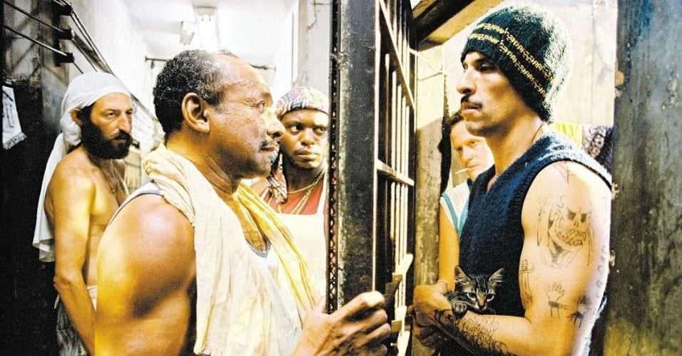 CARANDIRU - Um massacre que comoveu o mundo /CINEMA BRASILEIRO