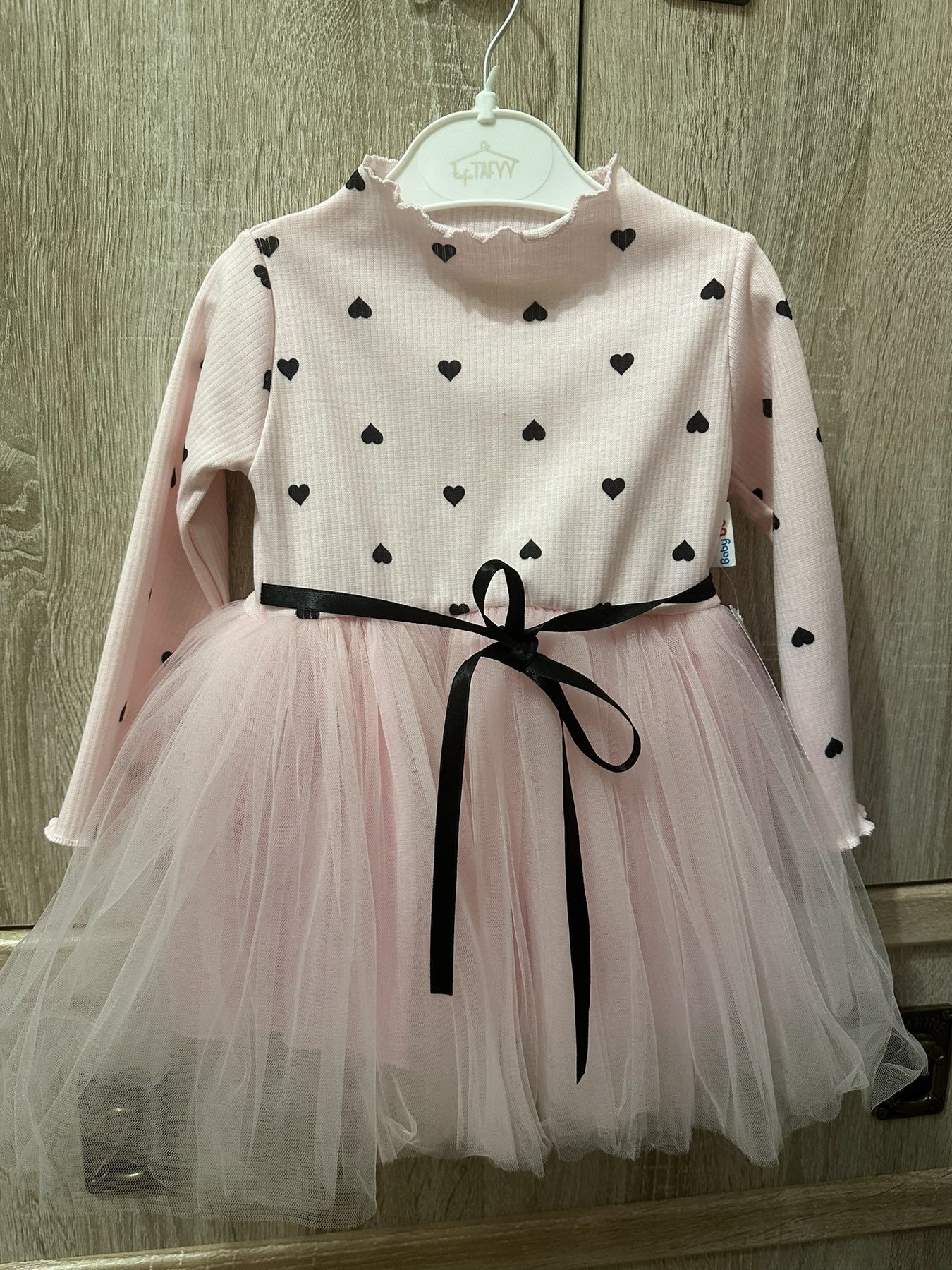 Продам Розовое платье