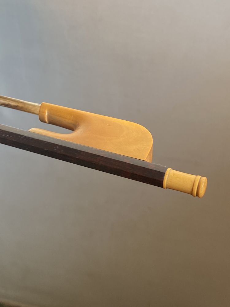 Smyczek barokowy, skrzypce altówka, niemiecki. 61 gramów snakewood