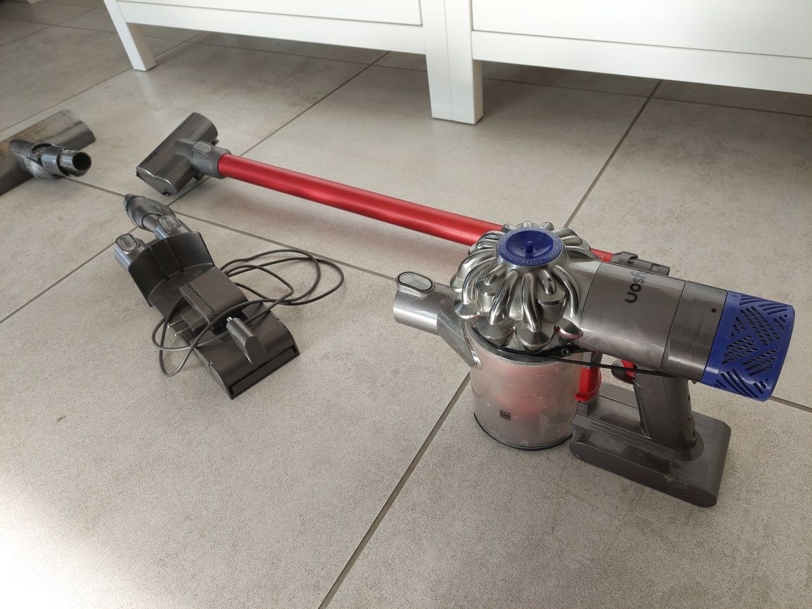 Dyson v6 absolute stan jak na zdjęciach-