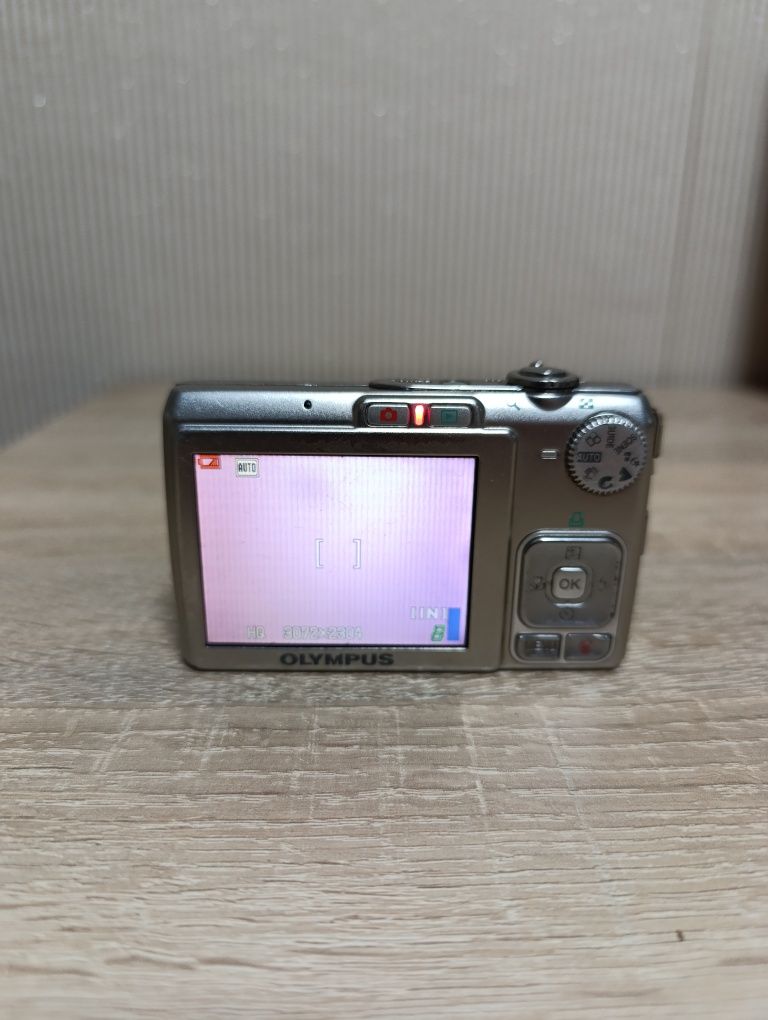 Olympus FE-230!!