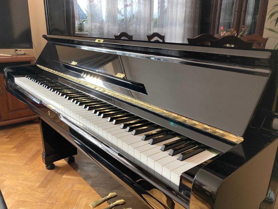 Pianino Yamaha U2