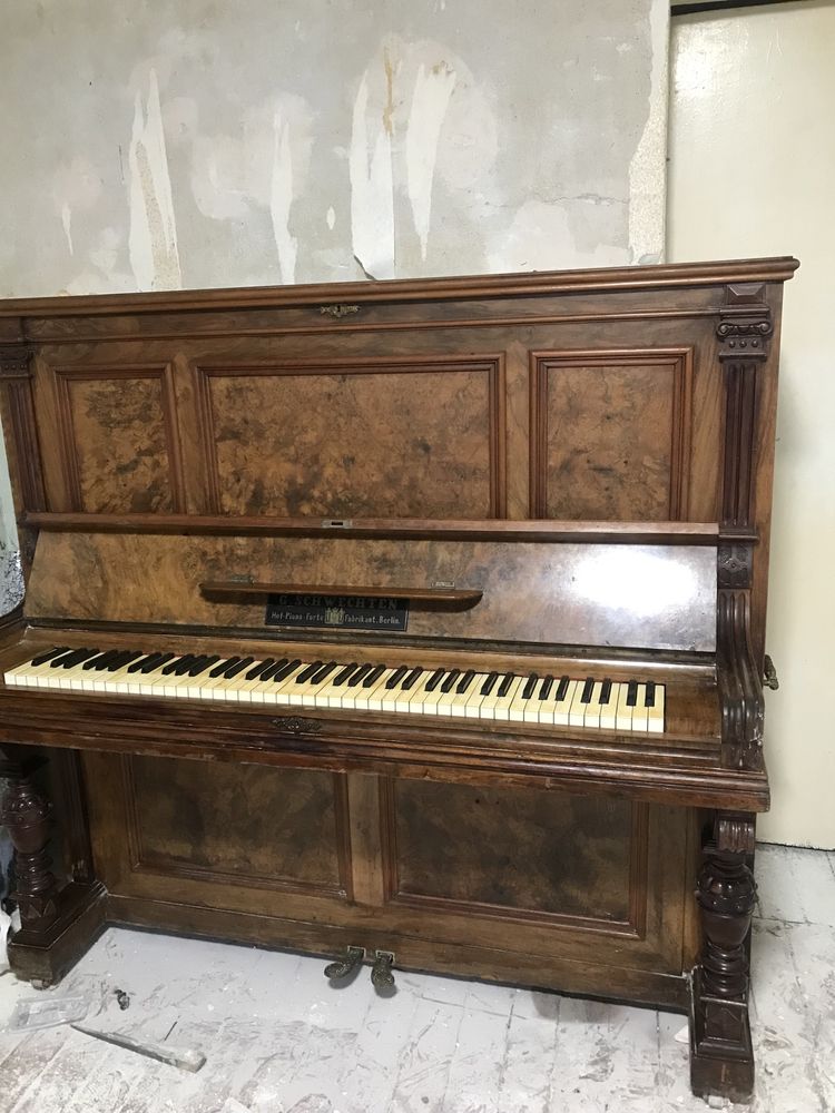 Продам срочно антикварное немецкое пианино G. Schwechten