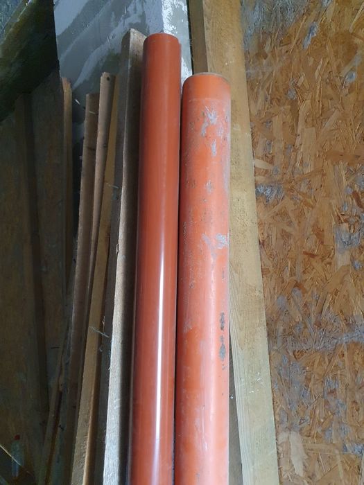 Продам в м.Кривии Ріг матеріали:обрізки доски, залізо, пластик