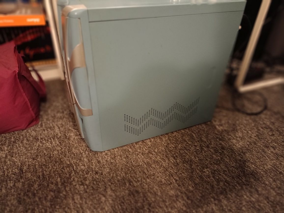 Komputer Intel core i5, 32gb, SSD, wifi, HDMI