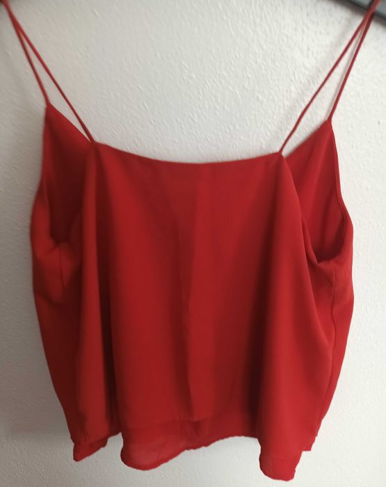 Blusa de alças vermelha