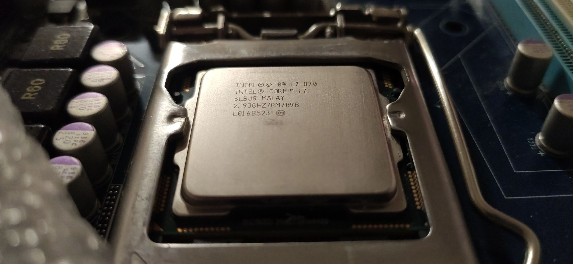 Процессор LGA1156 Intel Core i7 870 2.93-3.6 Ггц