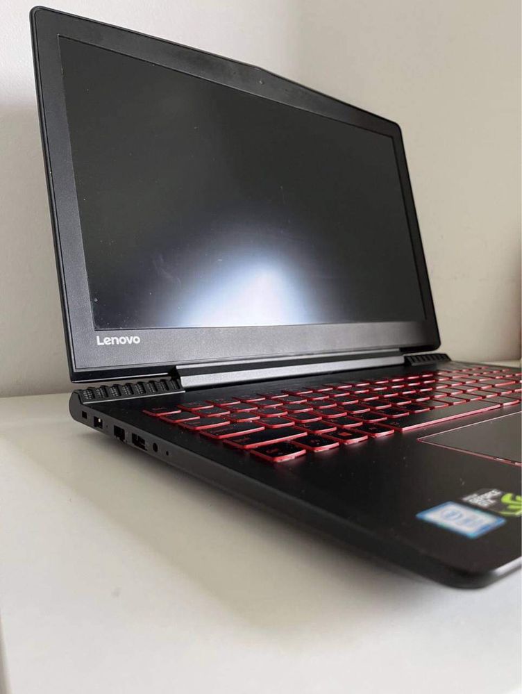 Lenovo Legion Y520