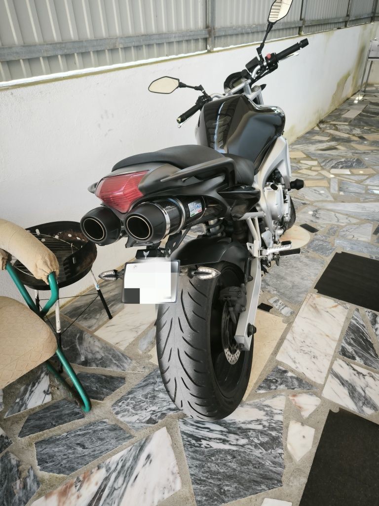 Vendo Fazer 600,sem defeitos