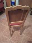 Vendo conjunto de seis cadeiras em madeira. Acento estufado. Em bom es