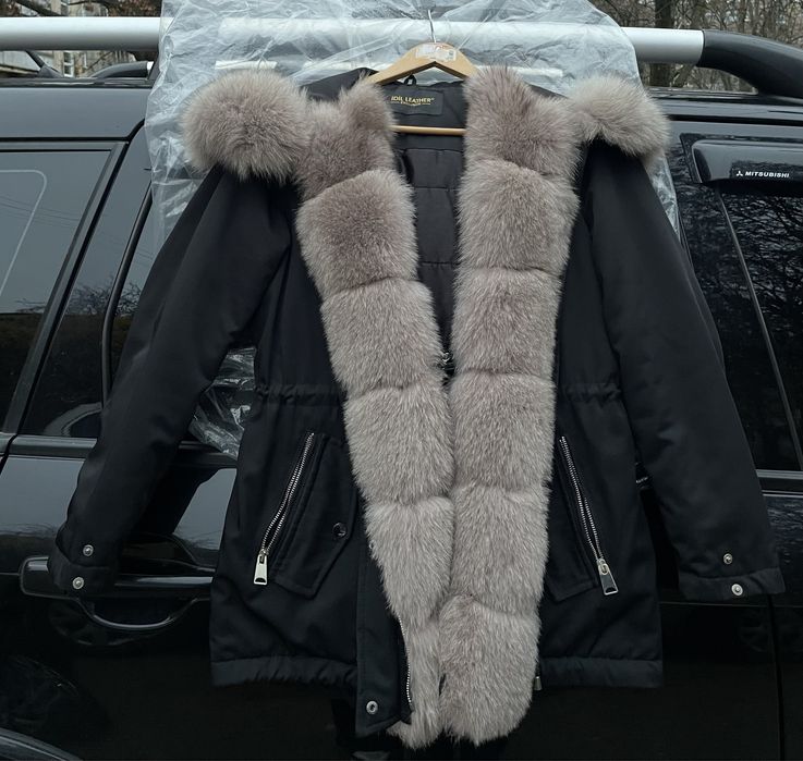 Парка с отделкой из меха песец натуральный S
