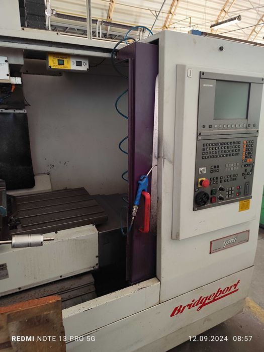 Centrum obróbcze -maszyna CNC Bridgeport VMC 1000/22