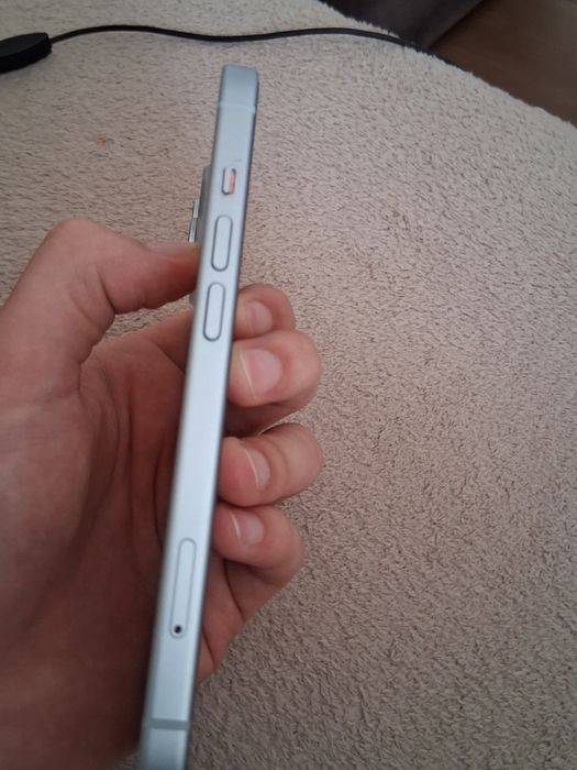 IPHONE 15 jak nowy
