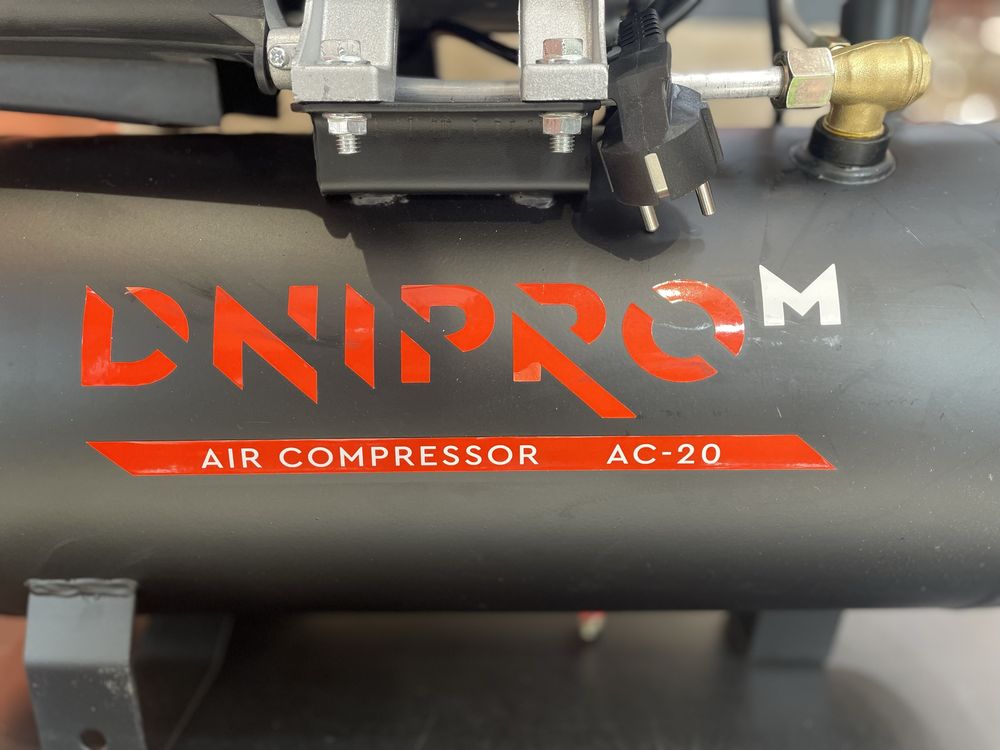 Компресор повітряний Dnipro-M AC-20 | Насос