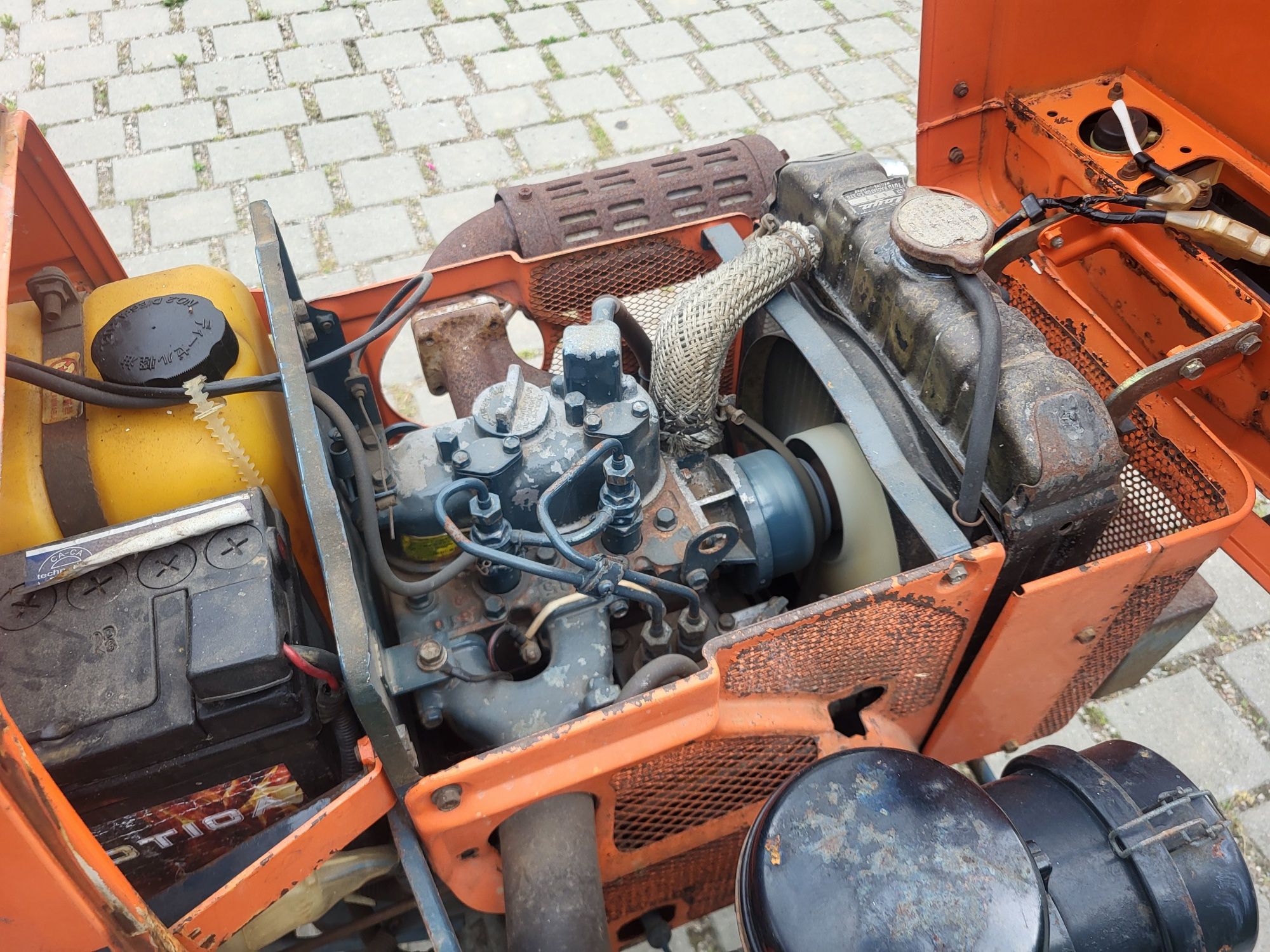 Traktorek Kubota Bulltra B10