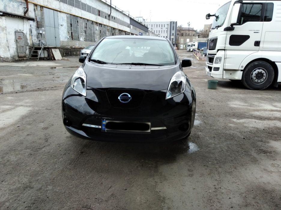 Nissan Leaf S 2015