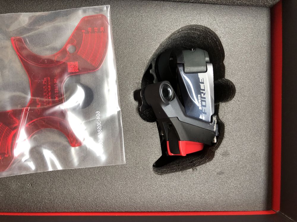 Przerzutka Sram force AXS 12s z 2022