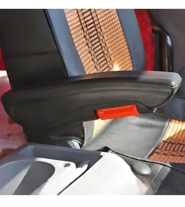 Універсальний автомобільний підлокітник, що регулюється підлокітниками