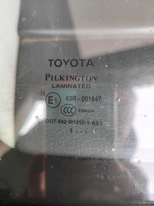 Продам toyota corolla 2005 года дизель робот