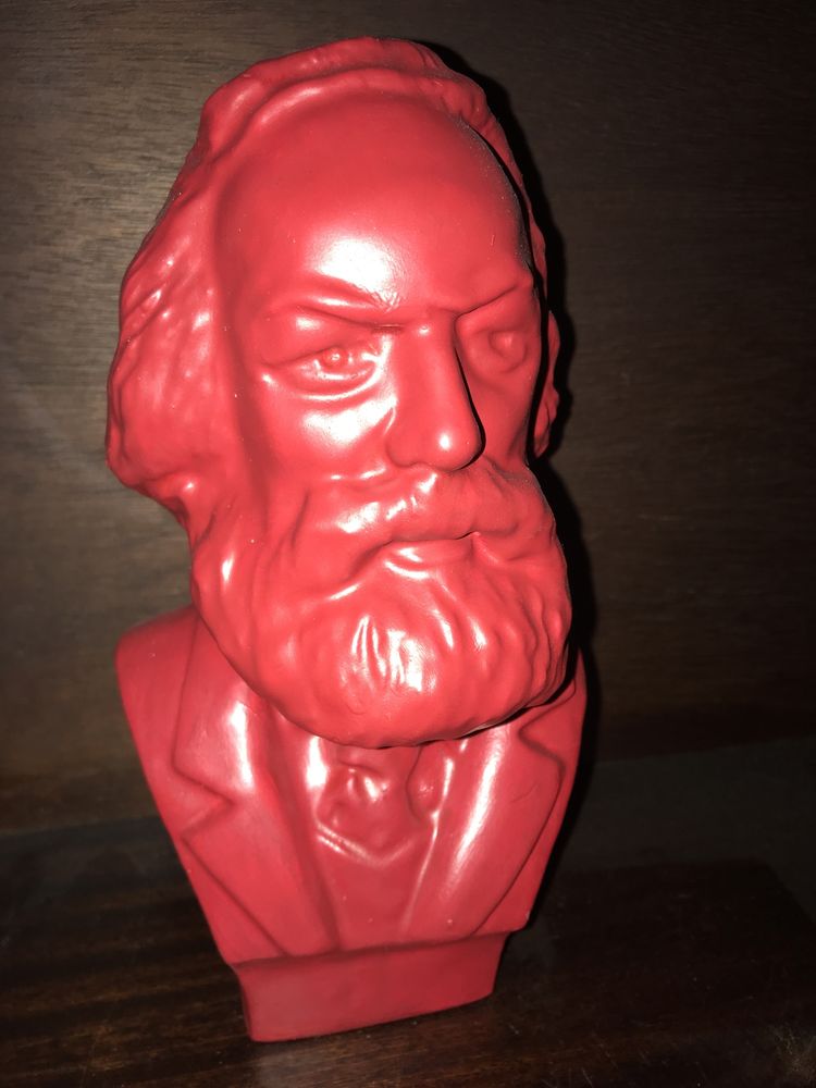 Karl Marx - busto