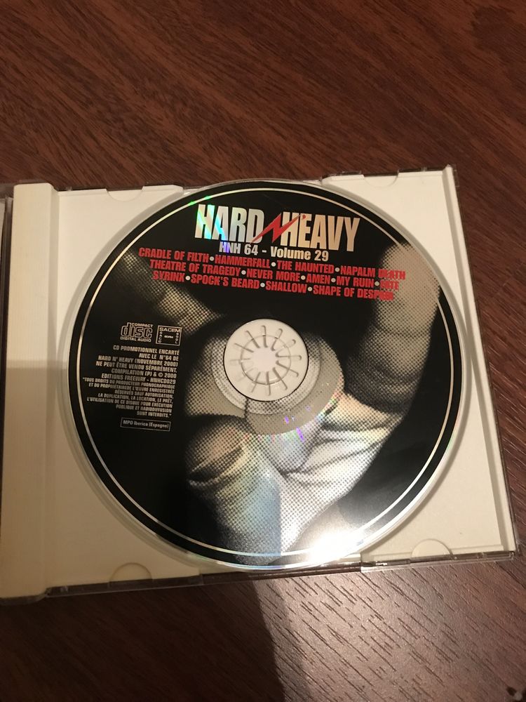Vendo cds da revista Hard N’heavy