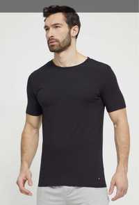 Чоловіча чорна футболка Tommy Hilfiger розмір S