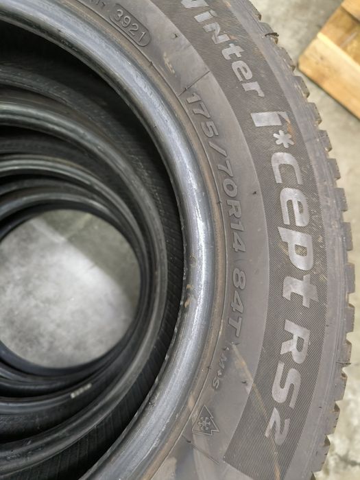 Pneus novos 175 70 r14