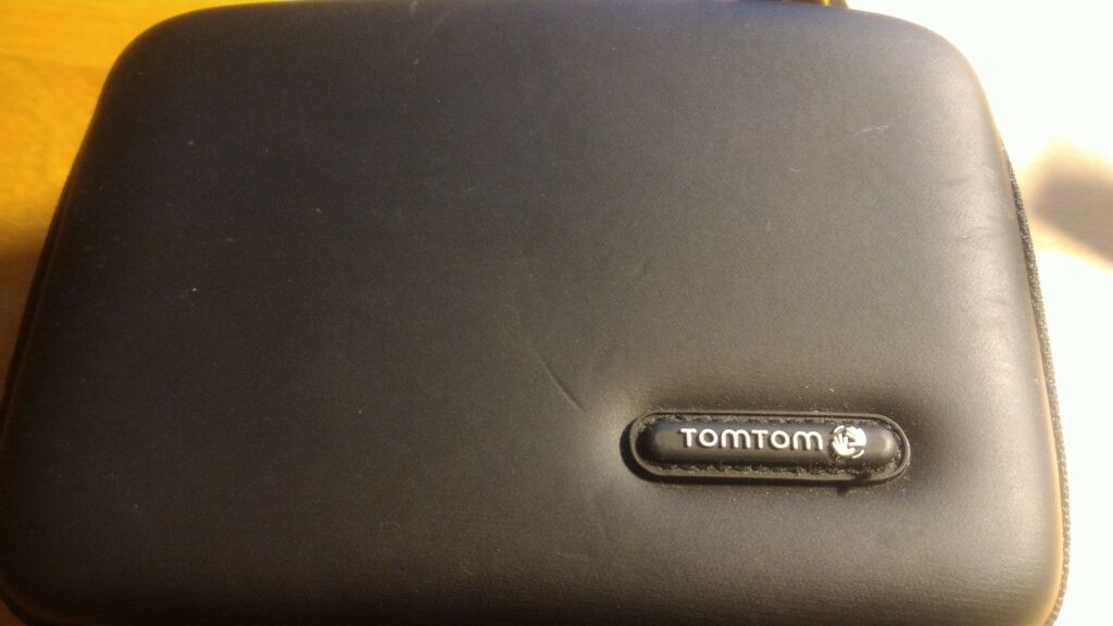Tom Tom Live em bom estado