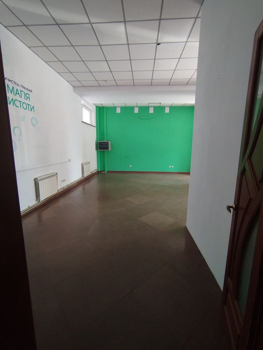 Продам ТЦ в центрі міста Бердичів Житомирської області