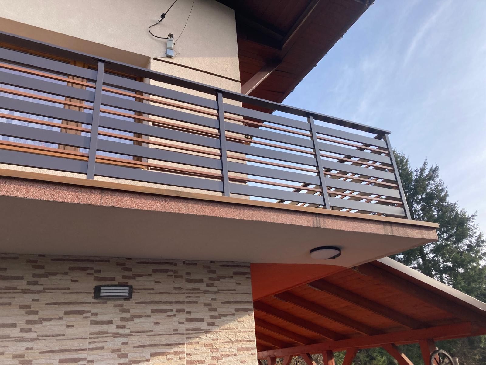 Balustrada balkonowa na balkony malowane proszkowo balustrady alu