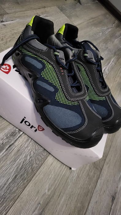 Robocze buty niskie wysokie