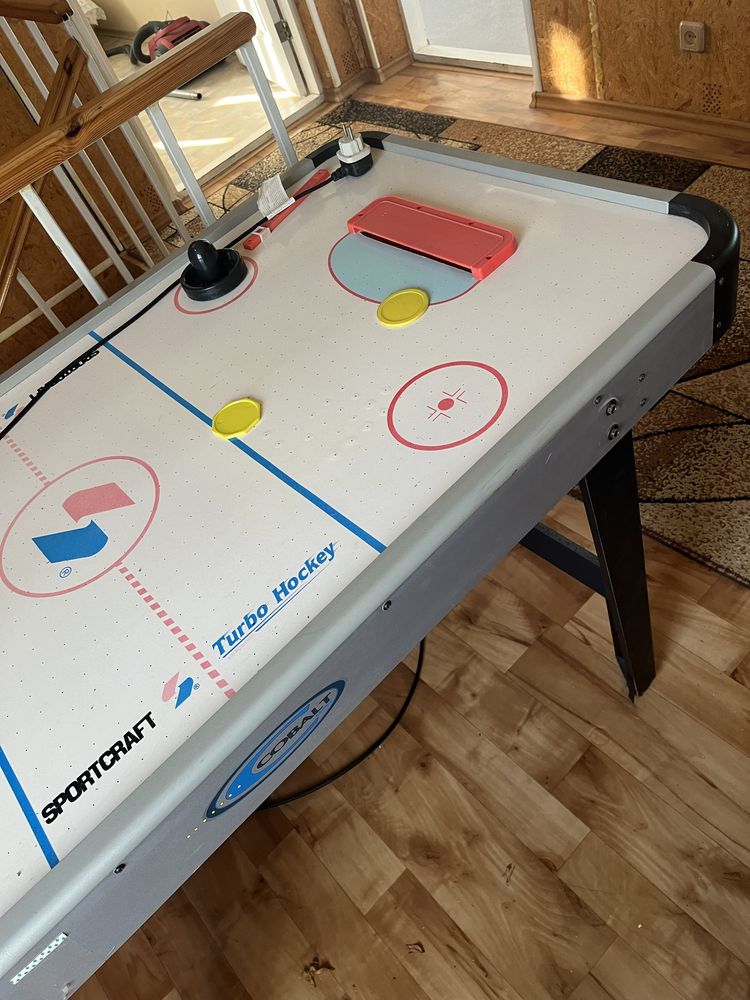 Игра Турбохоккей. Игровой стол. Для детей и взрослых