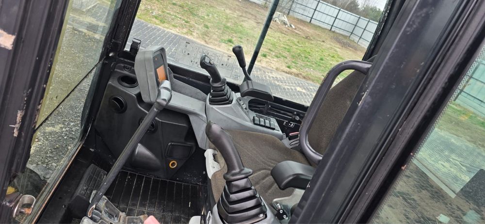 Minikoparka koparka Yanmar sv26 long  2.7t jcb kubota Cat