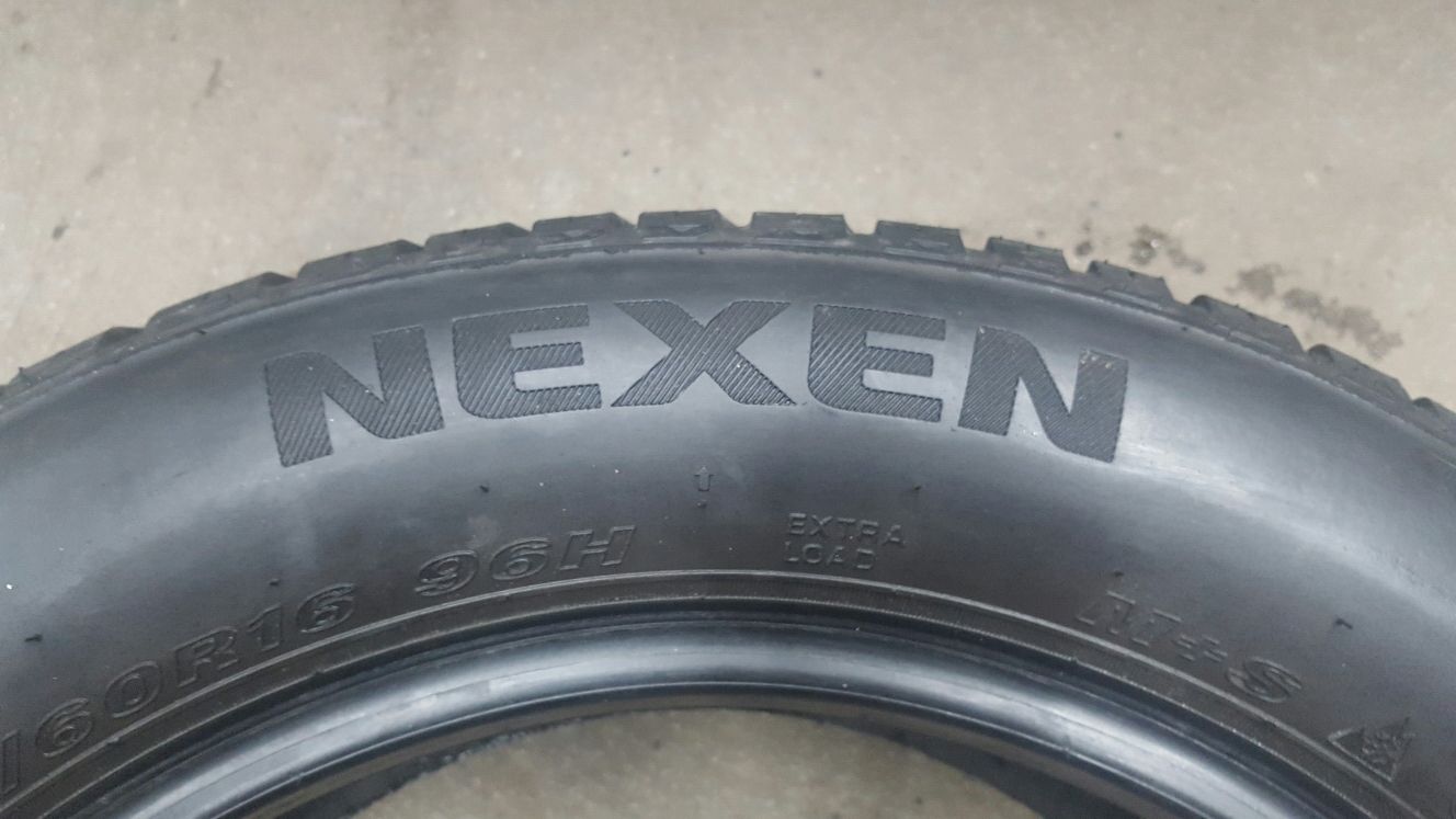 Para opon 205/60R16 96H Nexen Nblue 4Seasons