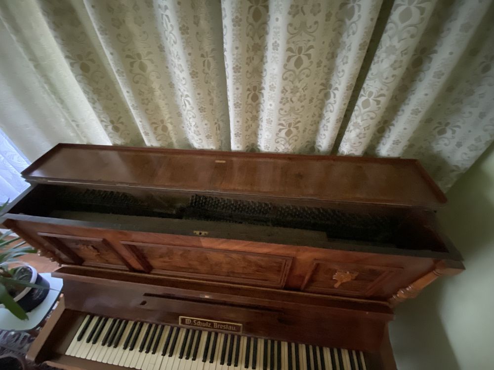 Pianino drewniane